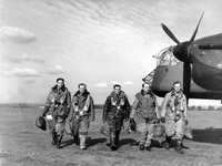 Crew of an Armstrong Whitworth Whitley Mk. V at RAF Driffield